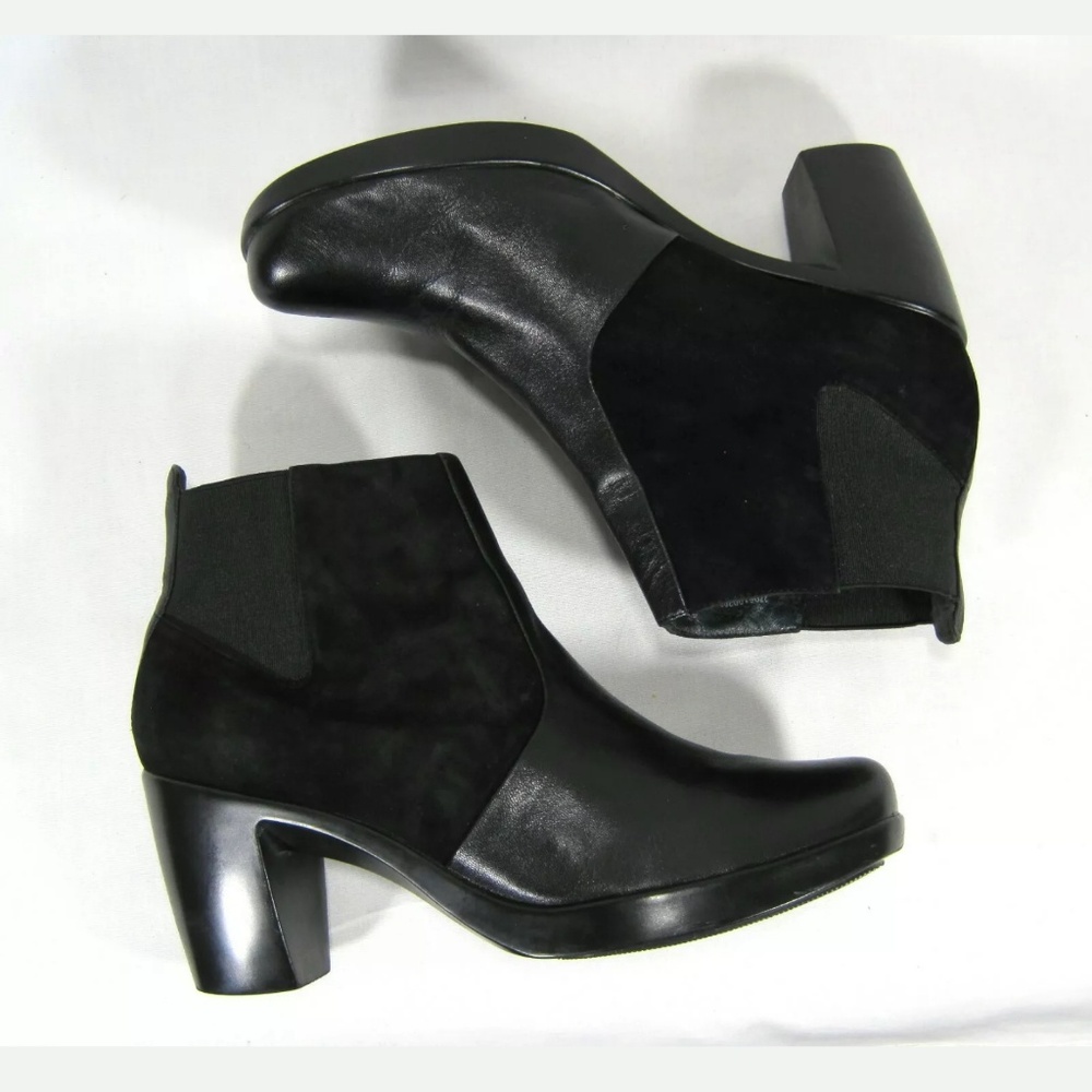 Dansko Black Leather/Suede Chelsea Boots Sz: 8M - Picture 6 of 8